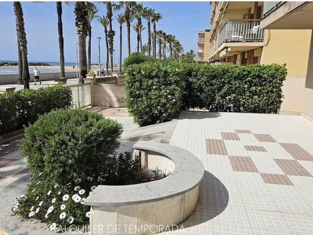 Piso en alquiler en calle De la Fitora, Vilanova i La Geltrú, de 75 m² 3 habitaciones por 1.041