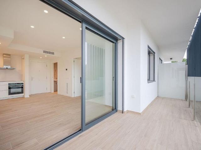 Piso en alquiler en calle De la Font de la Teula, Girona, de 45 m² 1 habitación por 1.170