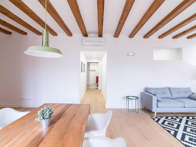 Piso en alquiler en calle De la Lleona, Barcelona, de 98 m² 2 habitaciones por 1.629
