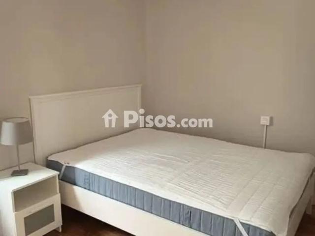 Piso en alquiler en Calle de la Puebla