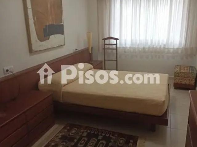 Piso en alquiler en Calle de la Perla, 9