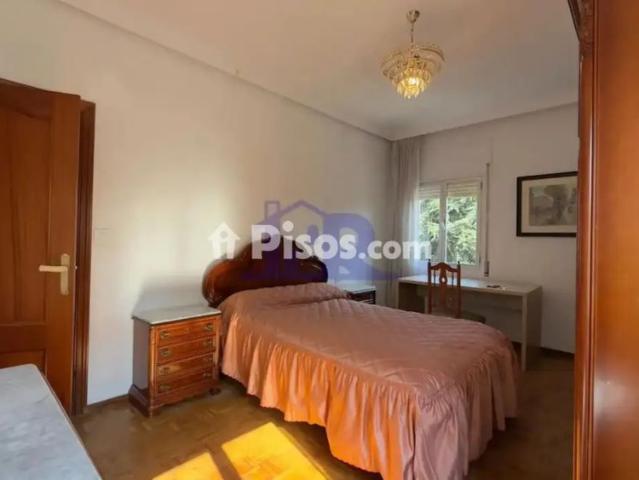 Piso en alquiler en Calle de la Princesa Zaida