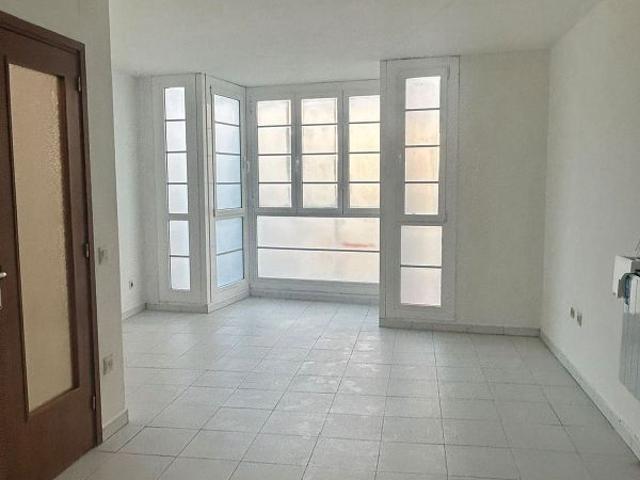 Piso en alquiler en calle De la Rutlla, Girona, de 90 m² 3 habitaciones por 1.194
