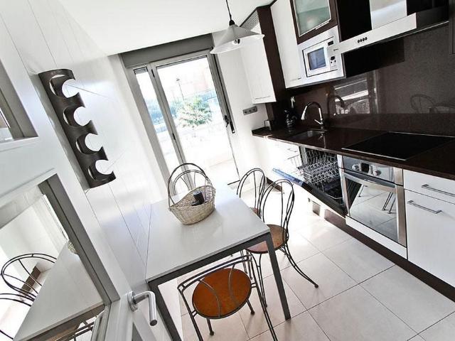 Piso en alquiler en calle De la Tramuntana, Salou, de 65 m² 2 habitaciones por 650