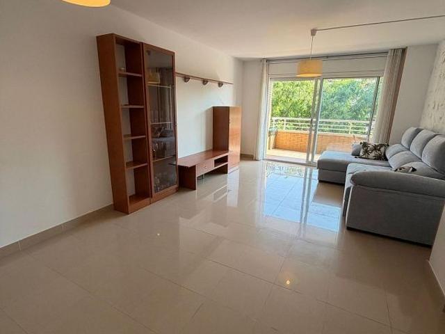 Piso en alquiler en calle De L'ametlla de Mar, Salou, de 118 m² 4 habitaciones por 1.161