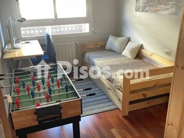 Piso en alquiler en Calle de las Avutardas, 5