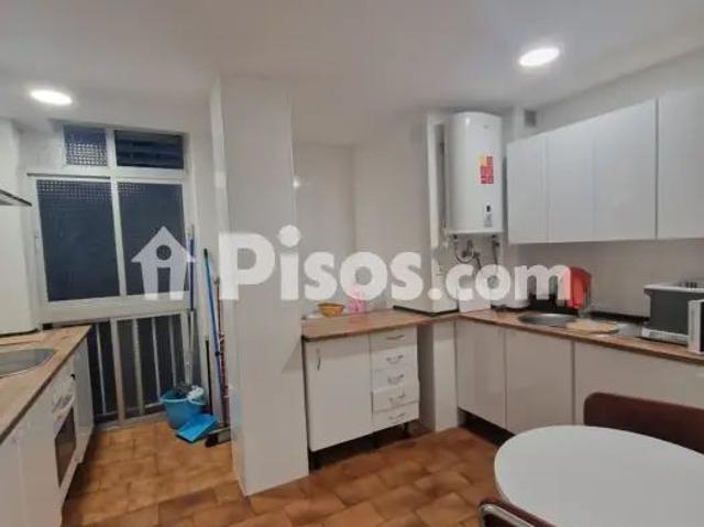 Piso en alquiler en Calle de las Baleares