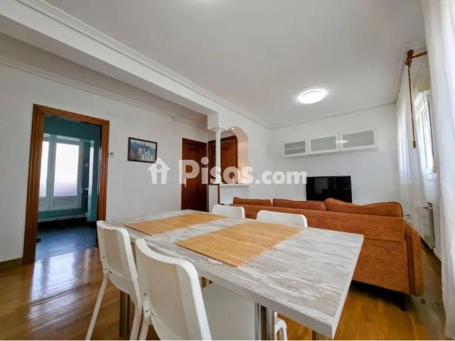 Piso en alquiler en Calle de las Bardenas Reales, 1