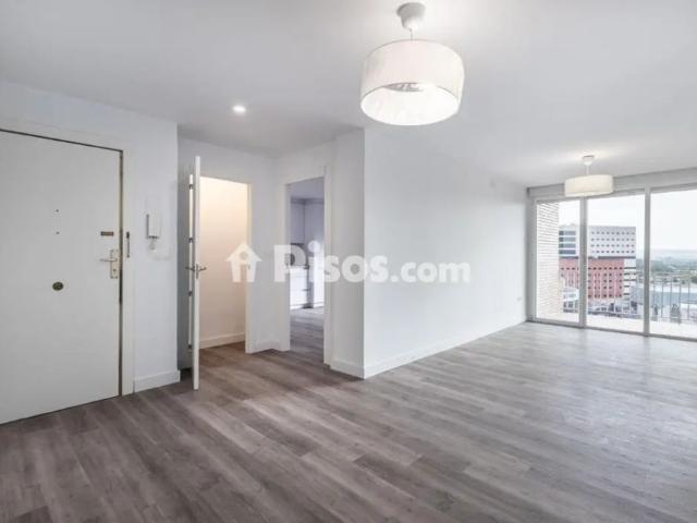 Piso en alquiler en Calle de las Flores, 4