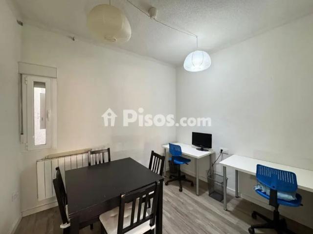 Piso en alquiler en Calle de las Islas Canarias, 8