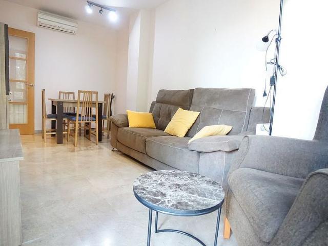 Piso en alquiler en calle De Las Navas de Tolosa, Barcelona, de 46 m² 1 habitación por 1.350