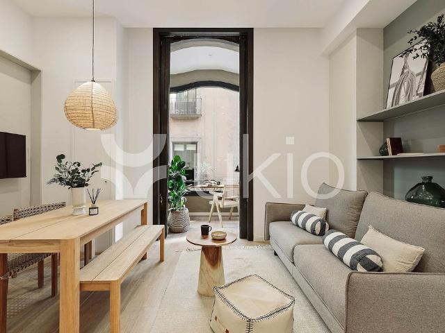 Piso en alquiler en calle De Les Jonqueres, Barcelona, de 55 m² 2 habitaciones por 2.500