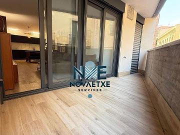 Piso en alquiler en calle De Les Magdalenes, Barcelona, de 83 m² 2 habitaciones por 2.900