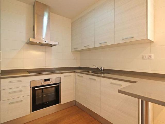 Piso en alquiler en calle De Les Mimoses, Barcelona, de 70 m² 2 habitaciones por 1.500