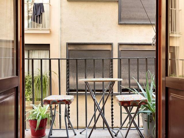 Piso en alquiler en calle De Les Moles, Barcelona, de 38 m² 1 habitación por 1.275