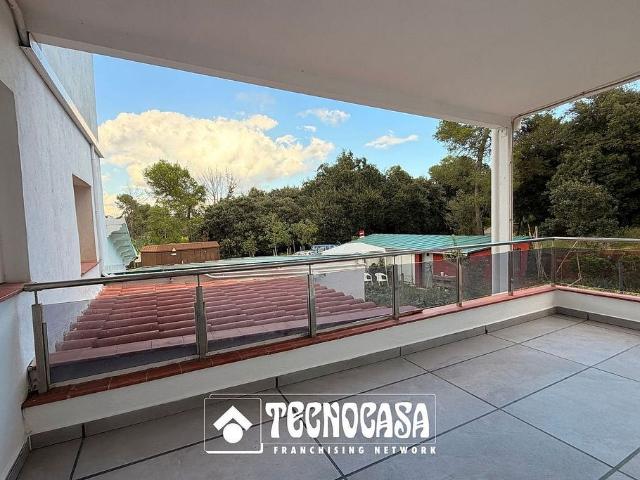 Piso en alquiler en calle De L'estel, Sant Cugat del Vallès, de 75 m² 3 habitaciones por 1.310