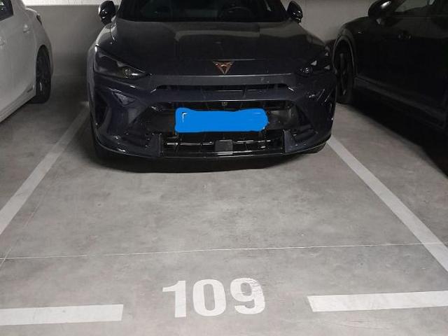 Piso en alquiler en calle De L'estronci, Hospitalet de Llobregat, L´, de 100 m² 3 habitaciones por 2.200