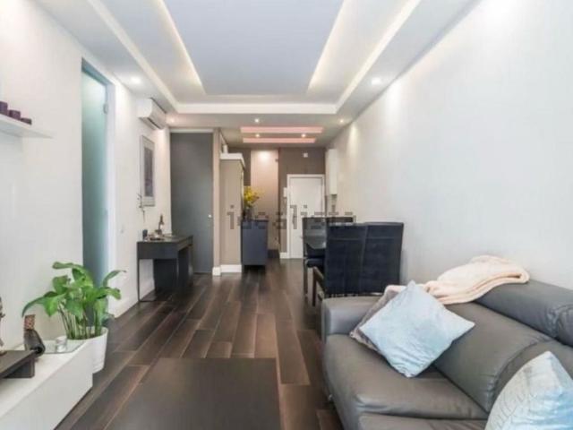 Piso en alquiler en calle De L'equador, Barcelona, de 78 m² 3 habitaciones por 1.990