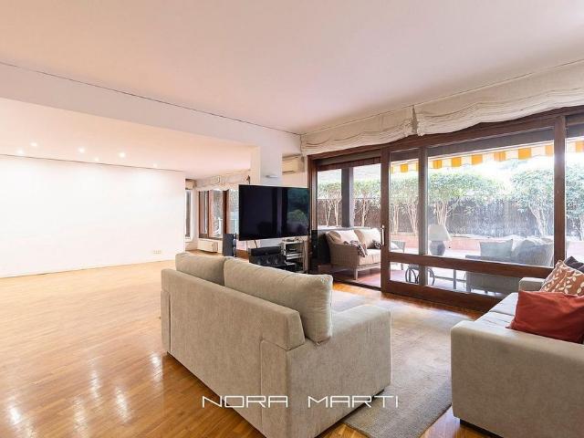 Piso en alquiler en calle De L'hort de la Vila, Barcelona, de 185 m² 6 habitaciones por 4.867