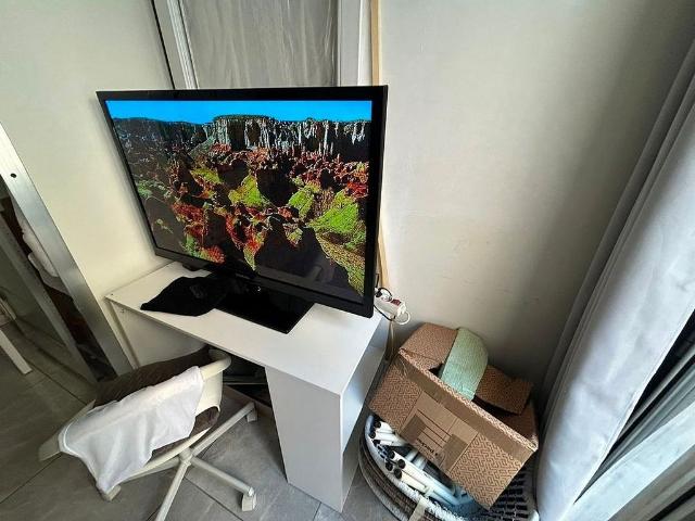 Piso en alquiler en calle De L'hospital, Barcelona, de 80 m² 2 habitaciones por 1.600