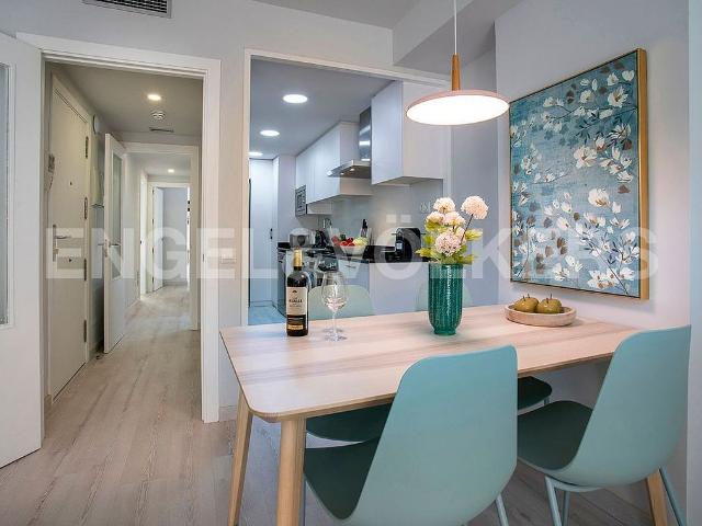 Piso en alquiler en calle De Pujós, Hospitalet de Llobregat, L´, de 60 m² 2 habitaciones por 1.800