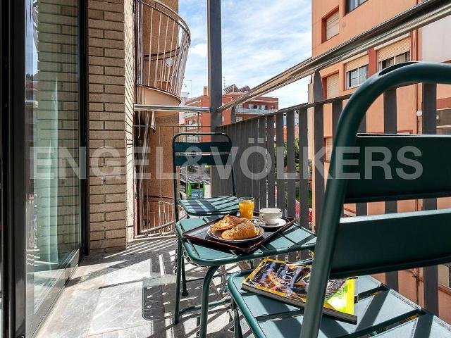 Piso en alquiler en calle De Pujós, Hospitalet de Llobregat, L´, de 60 m² 2 habitaciones por 1.800