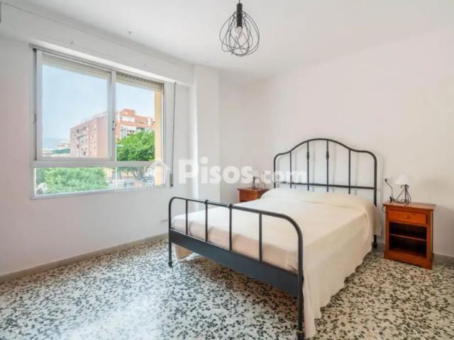 Piso en alquiler en Calle de Pérez Galdós