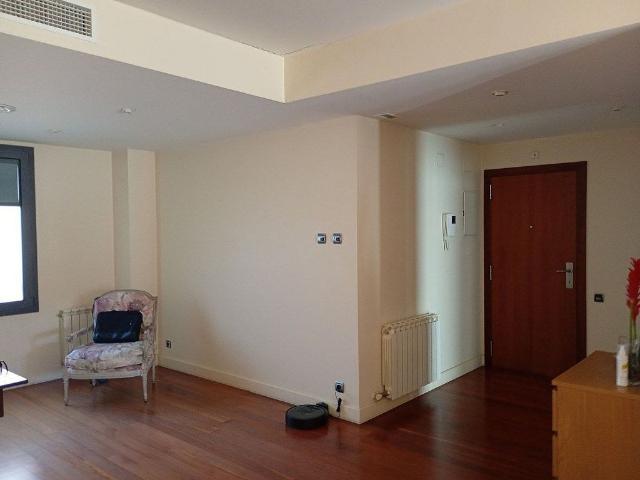Piso en alquiler en calle De Pomaret, Barcelona, de 114 m² 2 habitaciones por 3.019