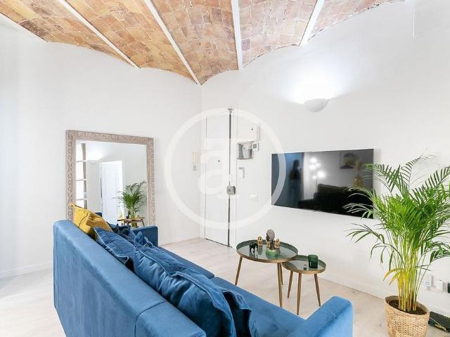 Piso en alquiler en calle De Provença, Barcelona, de 52 m² 1 habitación por 1.350