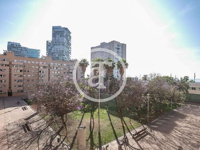 Piso en alquiler en calle De Provençals, Barcelona, de 76 m² 2 habitaciones por 1.890