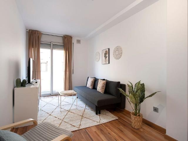 Piso en alquiler en calle De Rafael Casanova, Viladecans, de 50 m² 2 habitaciones por 1.200