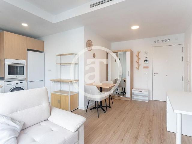 Piso en alquiler en calle De Ramon Llull, Sant Adrià de Besos, de 40 m² 1 habitación por 1.490