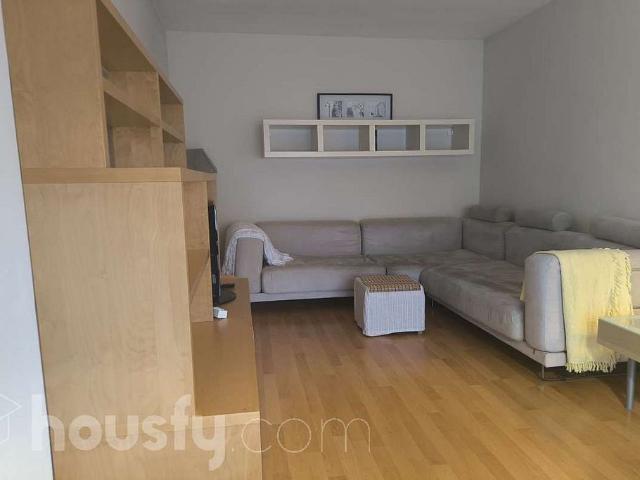 Piso en alquiler en calle De Reding, Tarragona, de 91 m² 3 habitaciones por 819