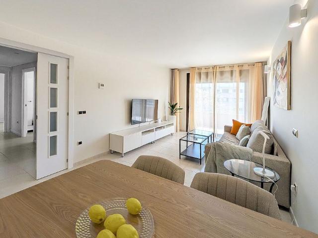 Piso en alquiler en calle De Rosa Sensat, Salou, de 70 m² 2 habitaciones por 1.350