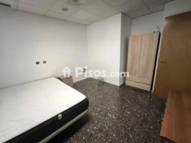 Piso en alquiler en Calle de Saavedra Fajardo