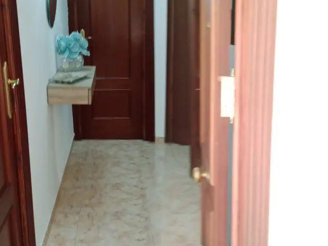 Piso en alquiler en Calle de San Vicente, 27