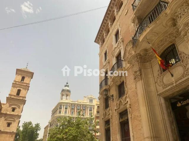 Piso en alquiler en Calle de San Lorenzo, 10