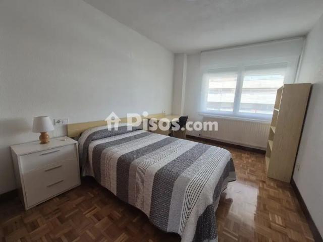 Piso en alquiler en Calle de Sancho Ramírez, 23