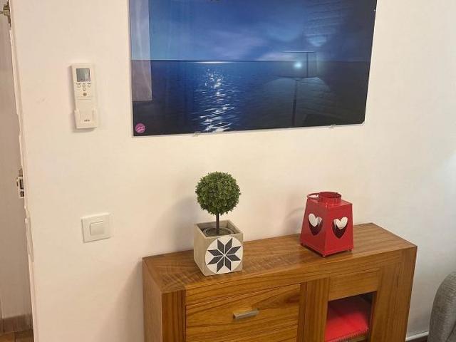 Piso en alquiler en calle De Sant Carles, Barcelona, de 35 m² 1 habitación por 1.200