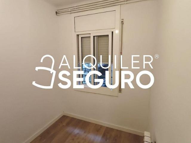 Piso en alquiler en calle De Sant Cugat, Mataró, de 80 m² 3 habitaciones por 972