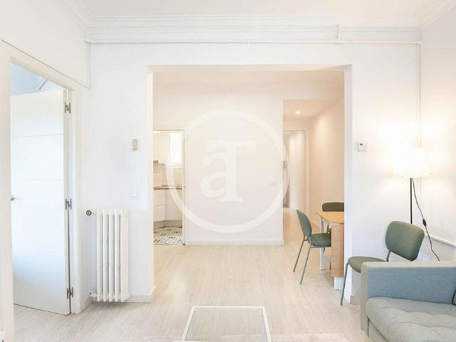 Piso en alquiler en calle De Sant Antoni Maria Claret, Barcelona, de 65 m² 3 habitaciones por 1.890