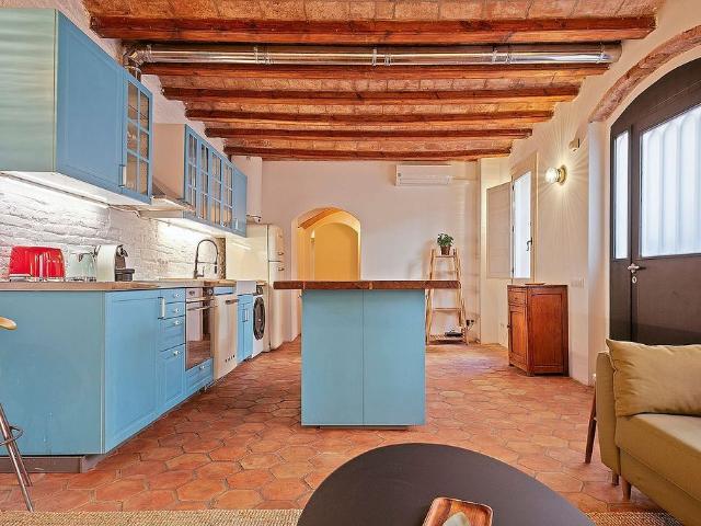 Piso en alquiler en calle De Sant Elm, Barcelona, de 85 m² 2 habitaciones por 1.700