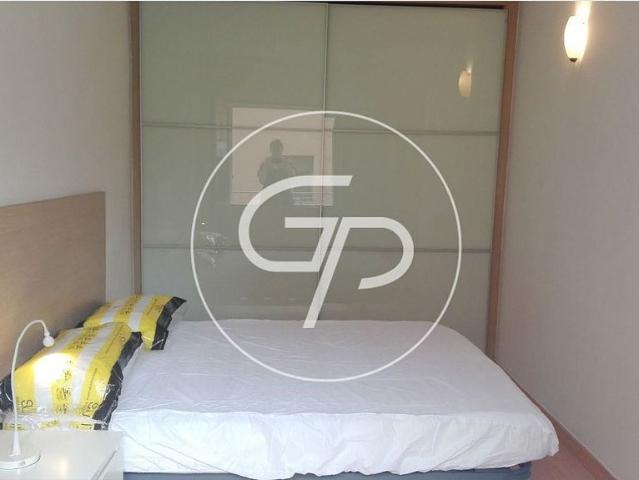 Piso en alquiler en calle De Sant Francesc Xavier, Barcelona, de 48 m² 2 habitaciones por 1.100