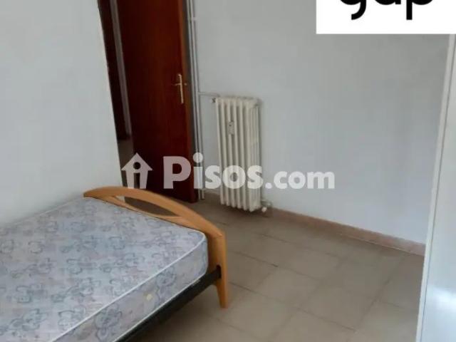 Piso en alquiler en Calle de Santa María de la Cabeza