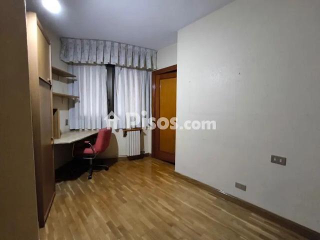 Piso en alquiler en Calle de Santa Ana