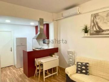 Piso en alquiler en calle De Santa Rosalia, Barcelona, de 42 m² 2 habitaciones por 1.400