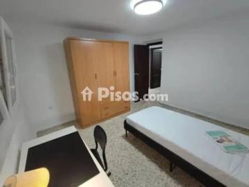 Piso en alquiler en Calle de Santander