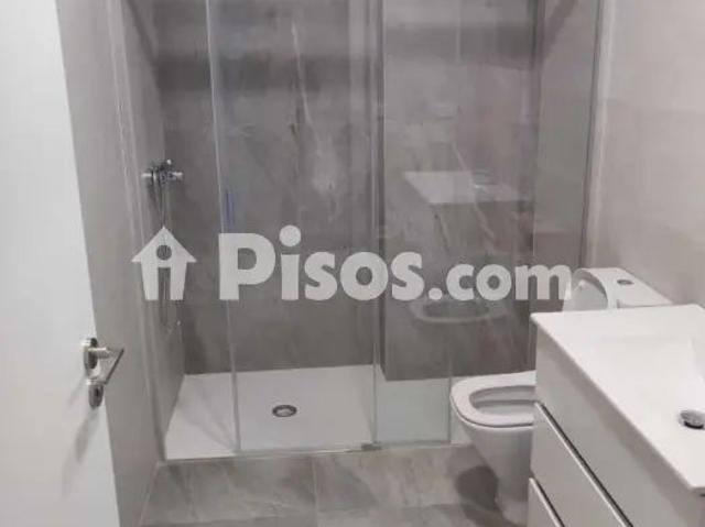 Piso en alquiler en Calle de Santiago, 24