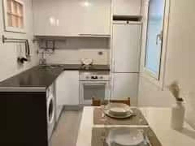 Piso en alquiler en calle De Vinaròs, Barcelona, de 30 m² 1 habitación por 1.150