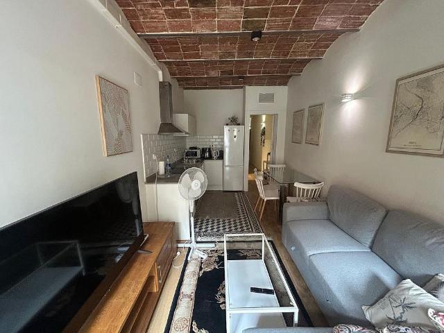 Piso en alquiler en calle De Xifré, Barcelona, de 53 m² 2 habitaciones por 1.500